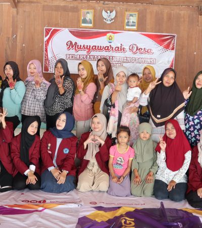 Pelatihan pemasaran digital di Sekolah Perempuan Desa Kandangrejo.